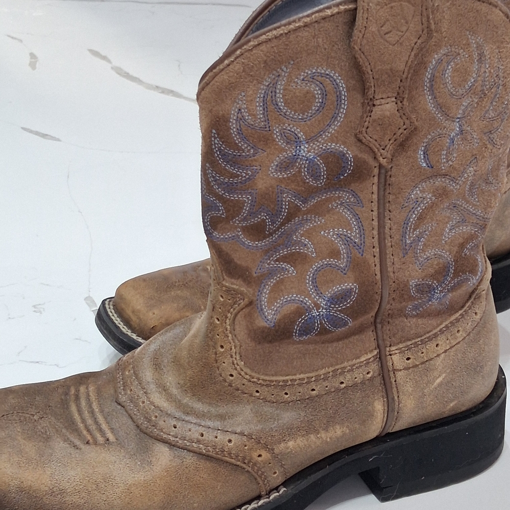 Ariat Brown Ankle Boots with Blue Stitching